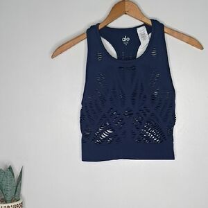 Alo Yoga Vixen Fitted Crop Tank in a navy blue color Size small